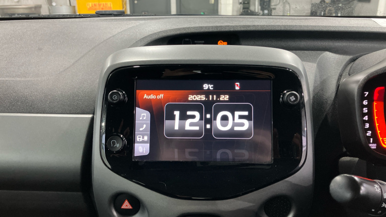 Toyota Aygo 1.0 VVT-i X-Play TSS 5dr Petrol Hatchback